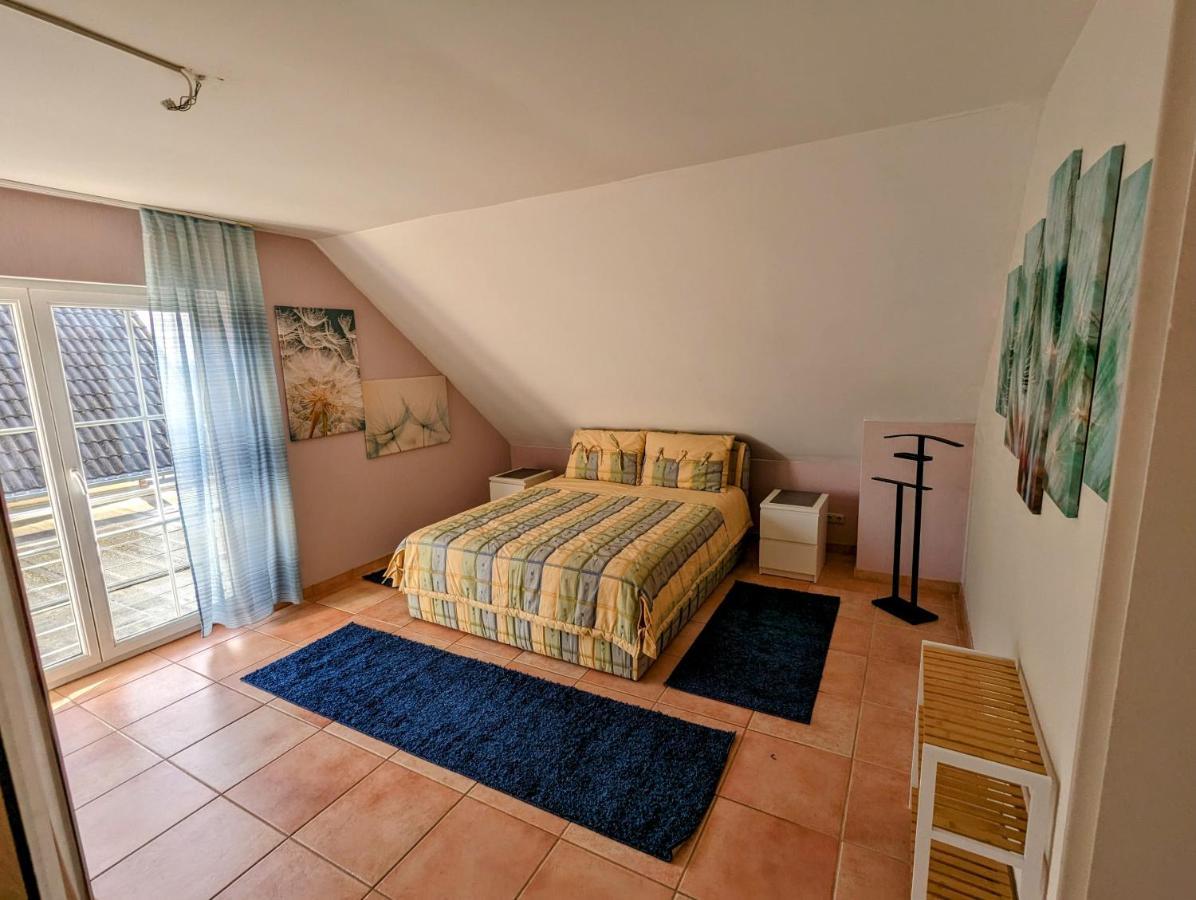 Grosse Schoenheit Mit Panoramablick Euskirchen Luaran gambar